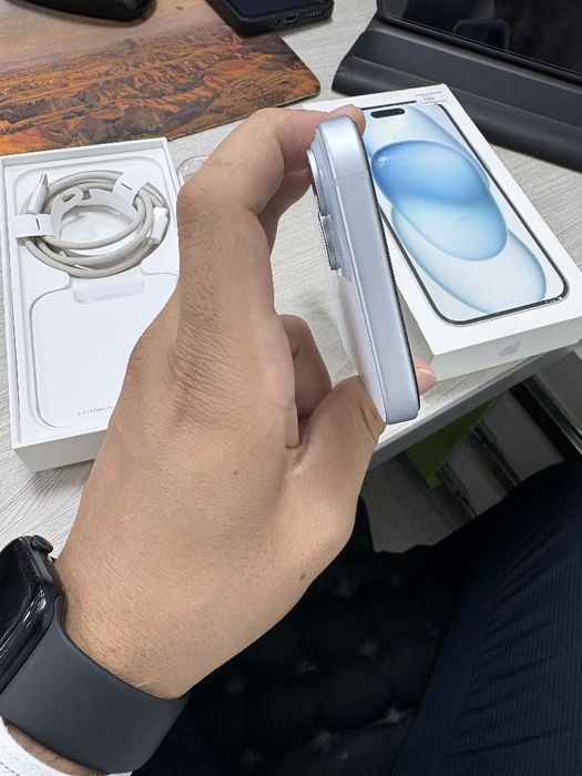 Продается iPhone 15 mist blue 128GB