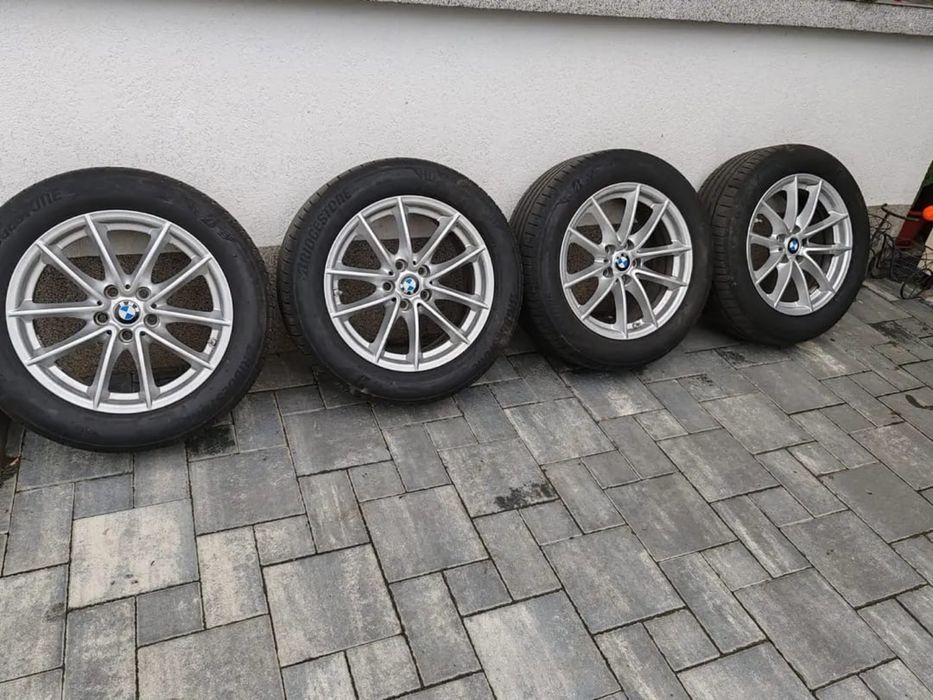 Anvelope cu jante originale pe 17 BMW cu senzori presiune.