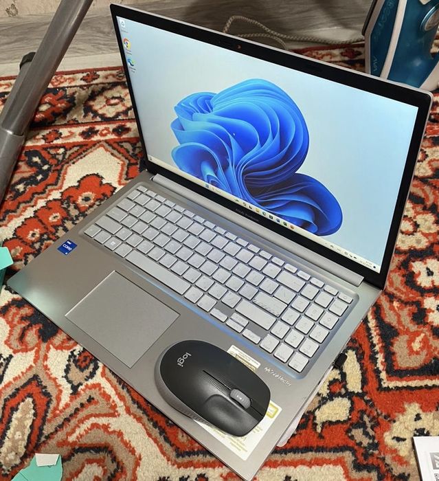 2024 Новый Asus vivobook (бесплатный Microsoft Office)