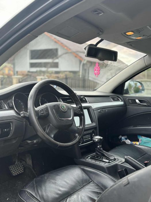 Vand Schimb Skoda Superb2  2013