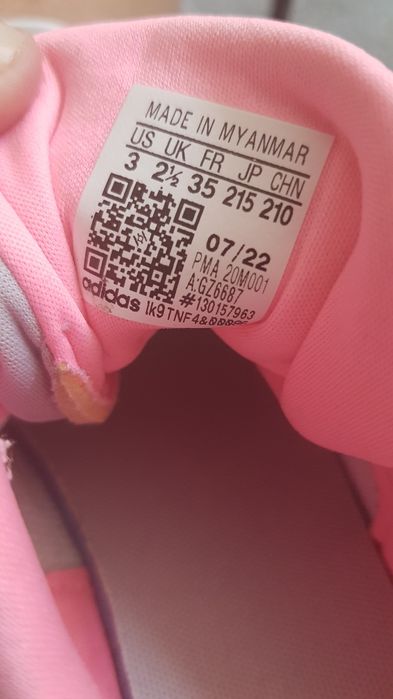 Adidasi pentru fete, marca Adidas, marimea 35