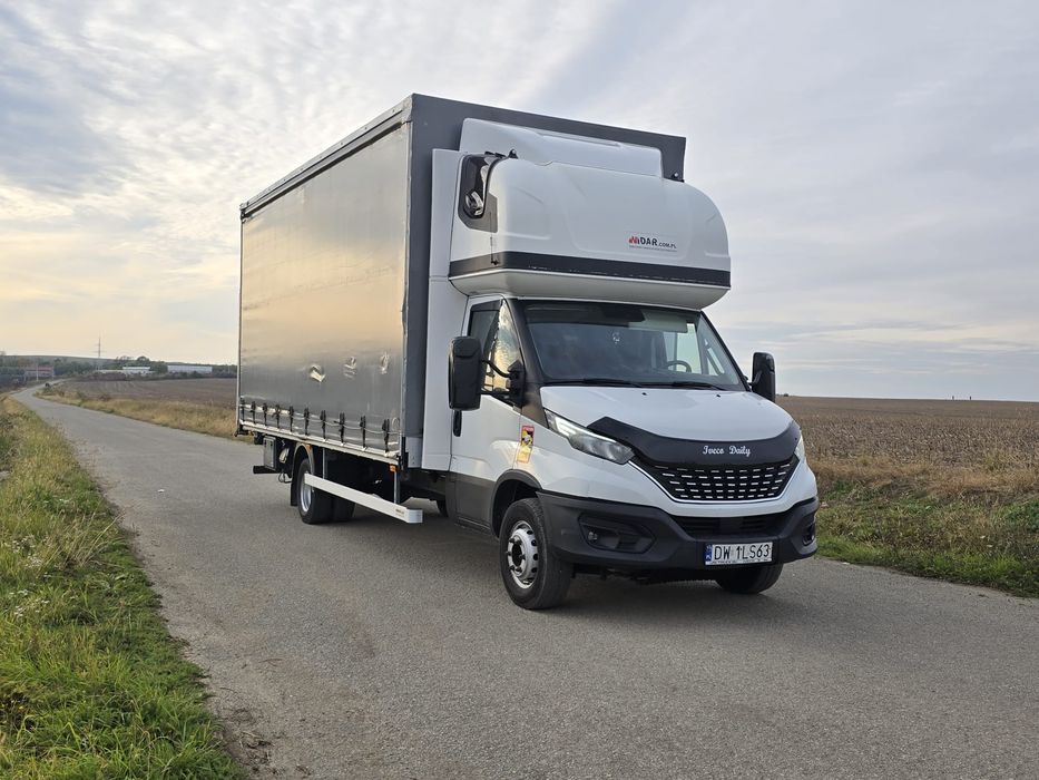 Iveco daily 72c18 ,15 europaleți, Lift hidraulic