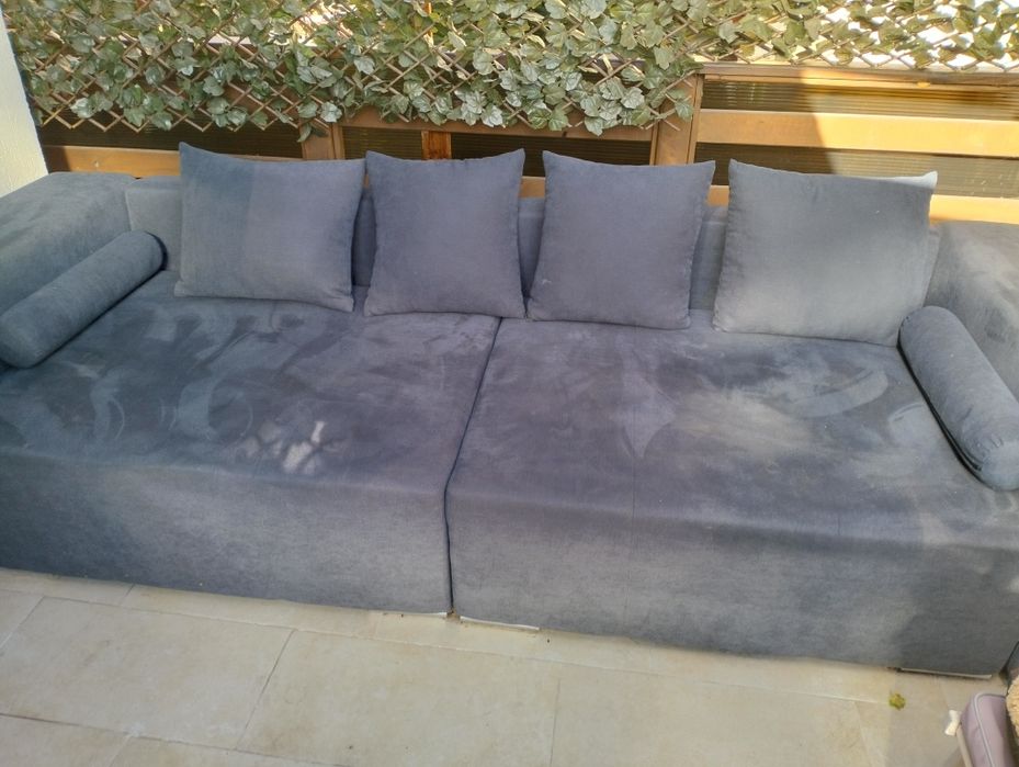 Vând canapea extensibila cu lada