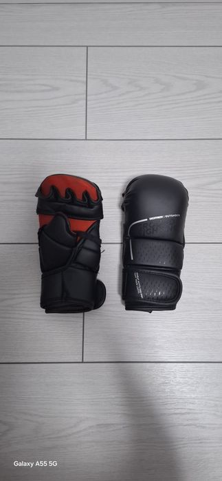 Mănuși MMA aprox. 8oz