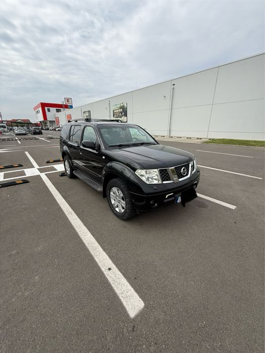 Nissan Pathfinder 2.5 Automat 4x4 7 locuri intretinuta