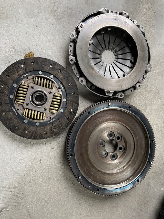 Продавам комплект съединител