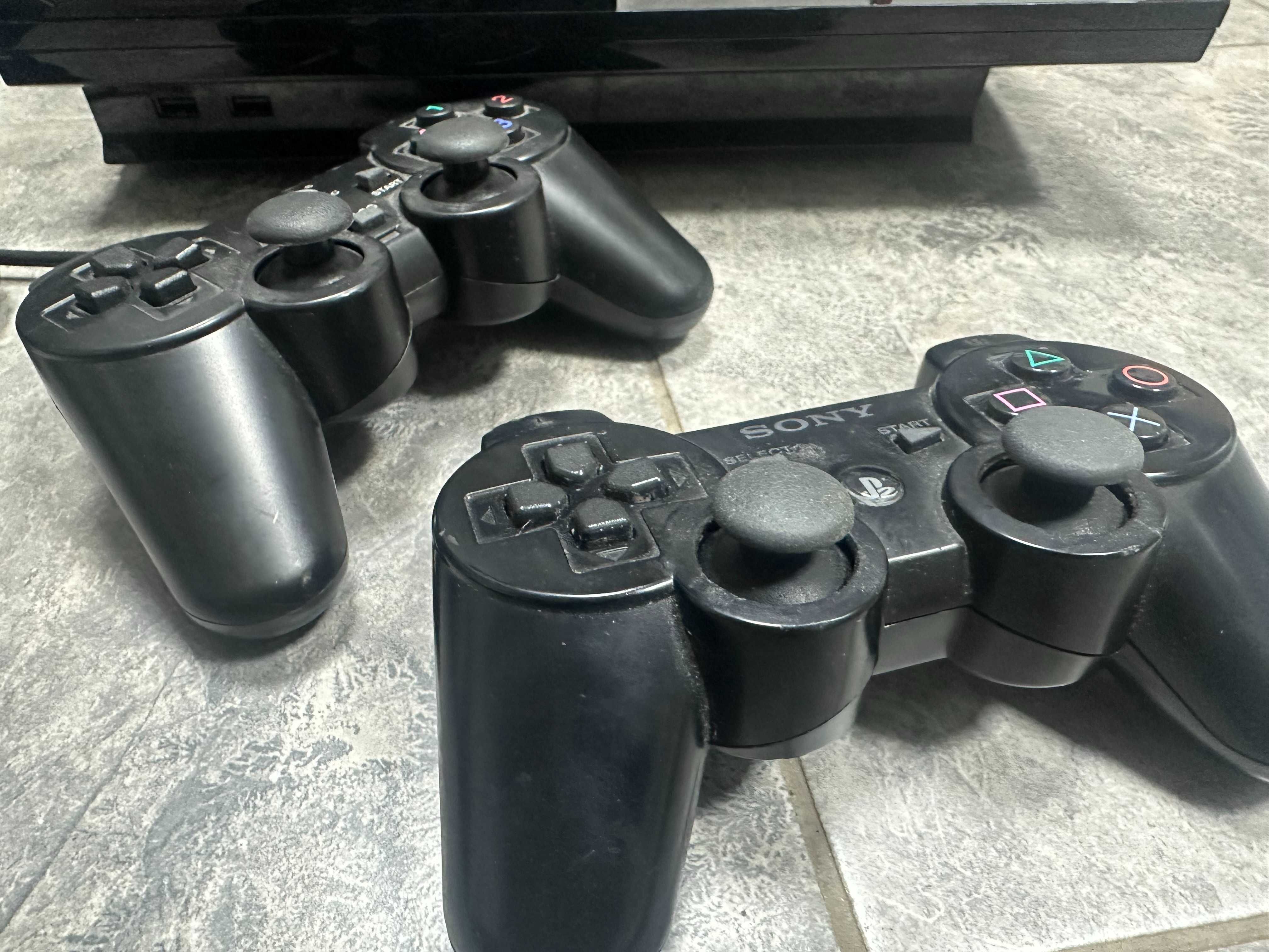PlayStation 3 500GB /ps3 с два джойстика и игри