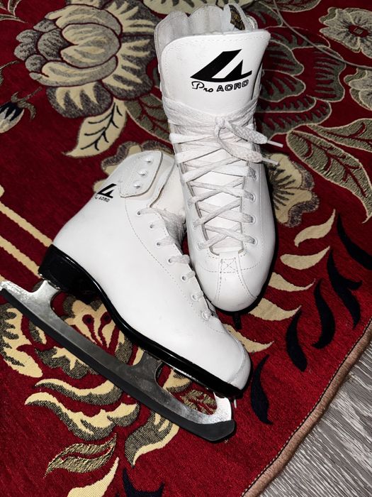 Фигурные коньки 38размер