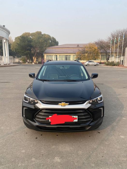 Tracker 2 sotiladi yangi moshina 2025 Sentyabrda olingan