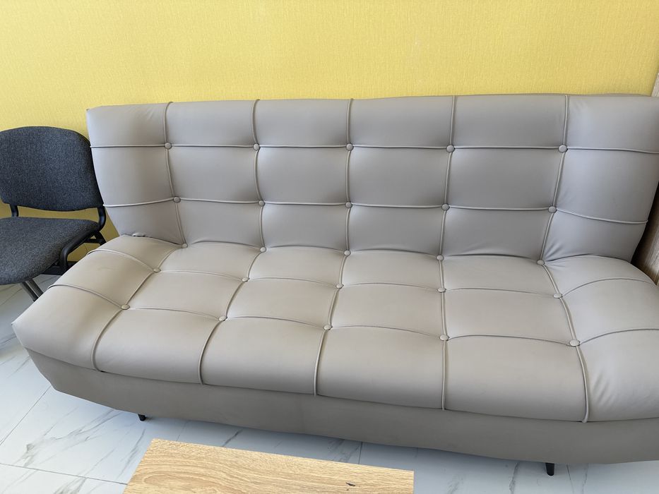 Офисные мебели почти новые