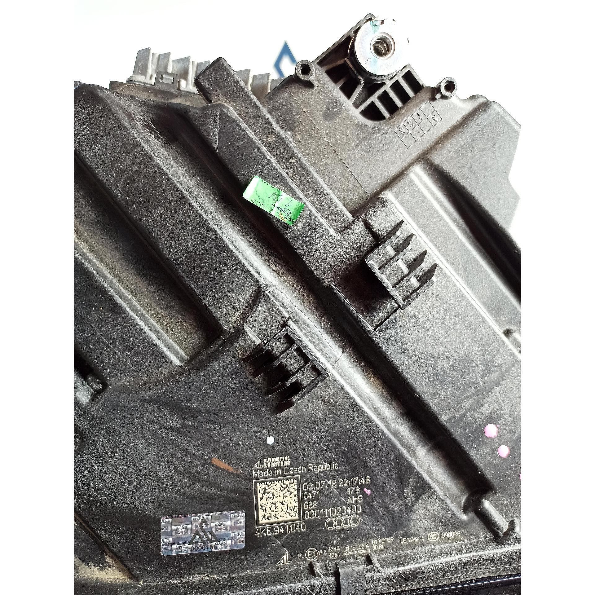 Десен фар за audi e-tron gen - led - 4ke941040