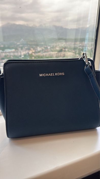 Сумка кожаная Michael Kors