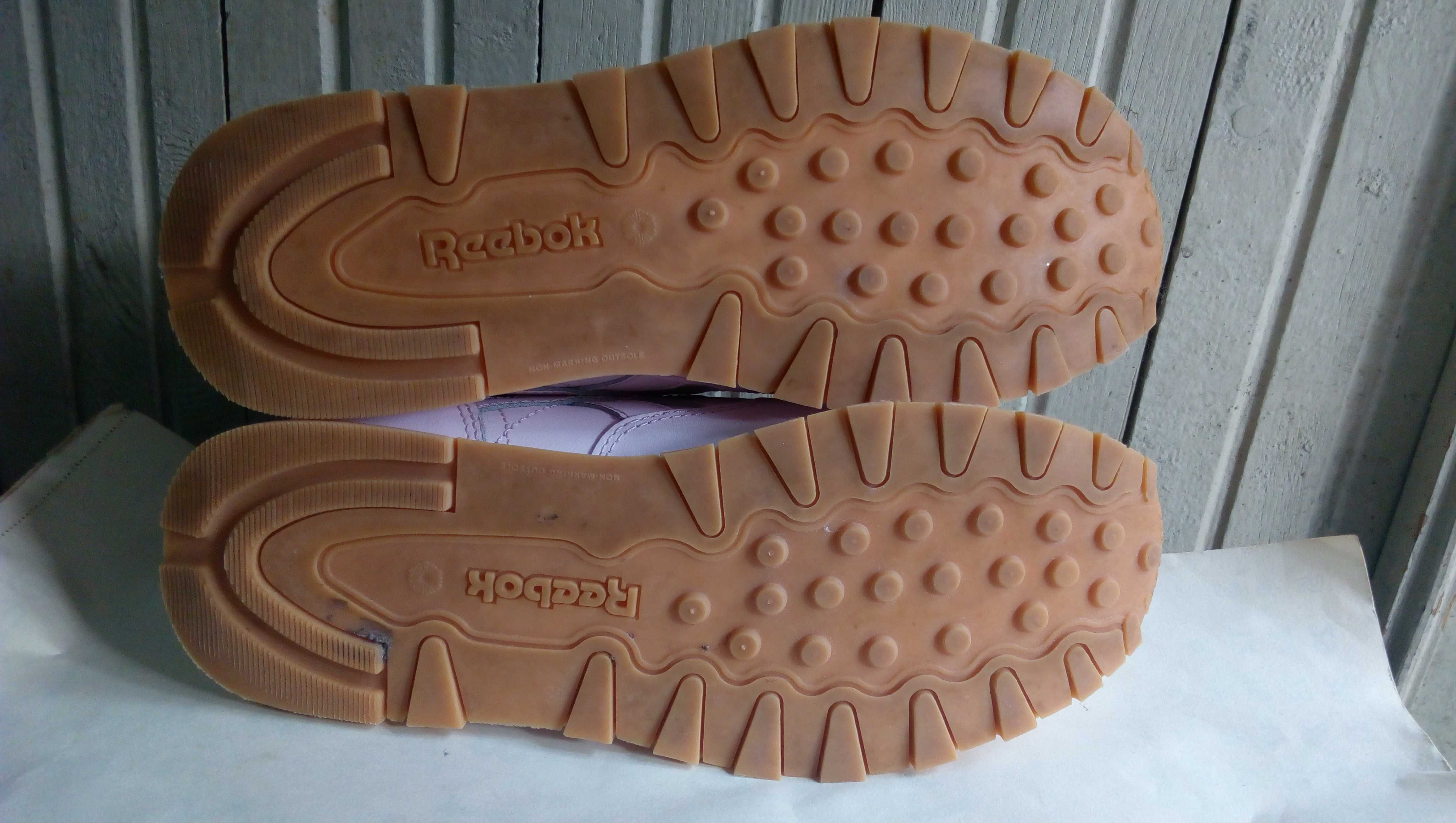 '' Reebok Classic Leather''оригинални маратонки 37 номер