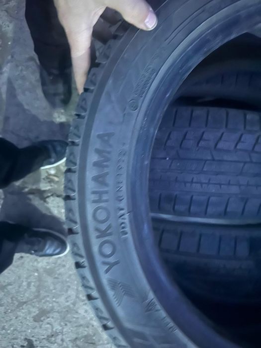 Продам шины YOKOHAMA  245/45/17