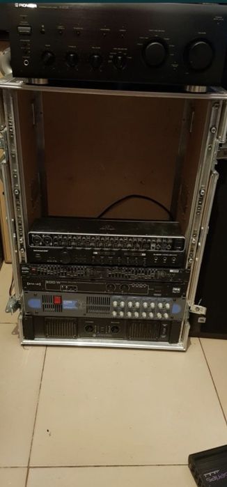 Rack - troller - casse - valiza 2U 3U 4U 10U 16U amplificator putere