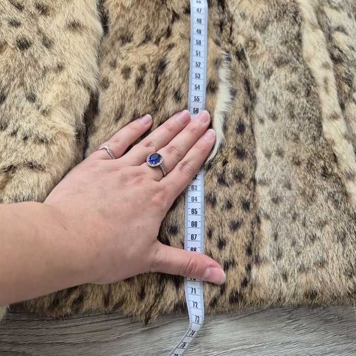 Blana de ocelot scurta