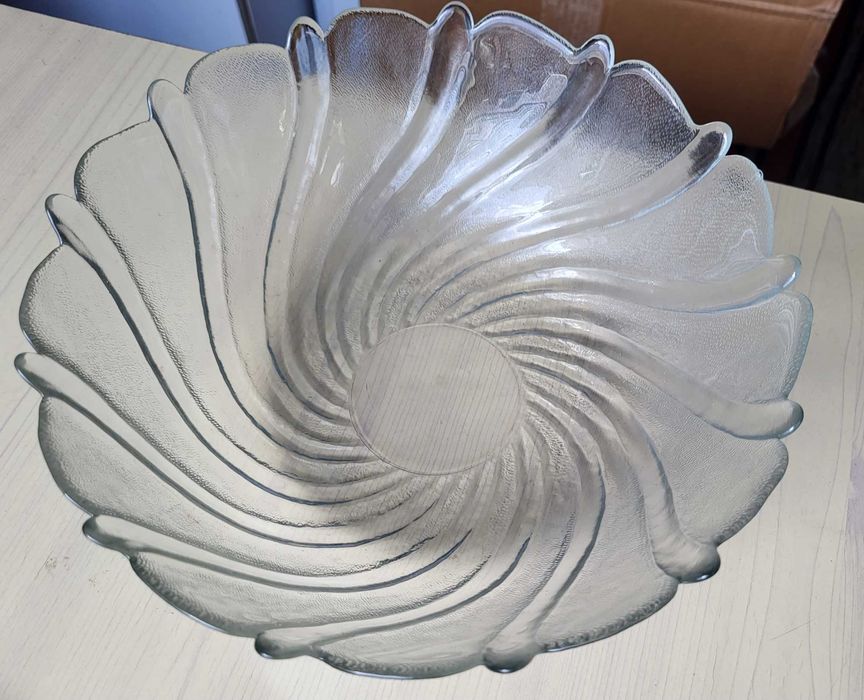 Продавам луксозни  градински фруктиери за представяне и декориране