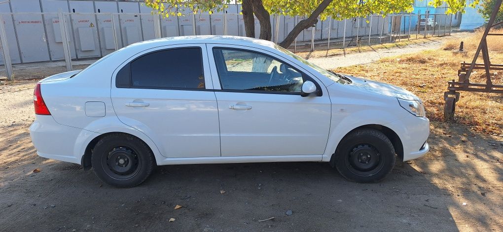 Nexia 3 sedan 1.5