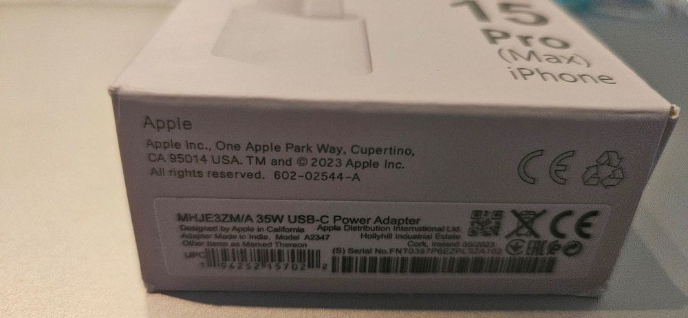 Адаптер зарядно Apple USB C 35W Power за iPhone 15,16,17