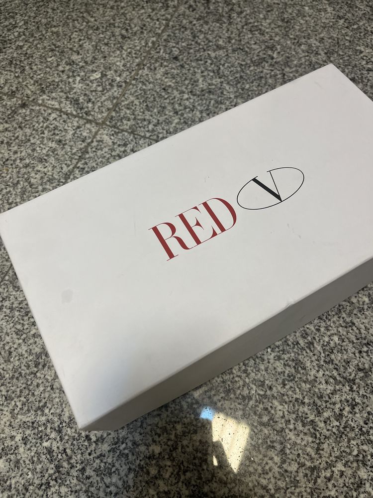 Чехли Red Valentino