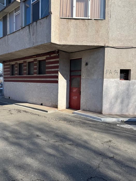 Spatiu comercial + 3 LUNI GRATUIT