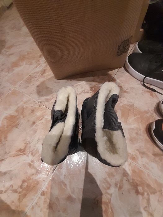 Детски зимни ботушки Brille .Номер 21/22.Отлично състояние..