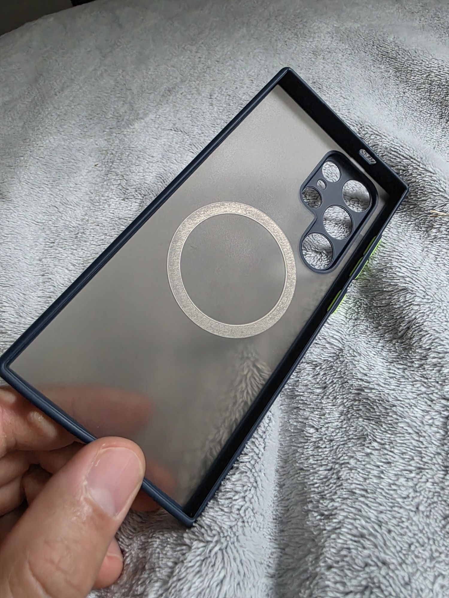Samsung S24ulrta