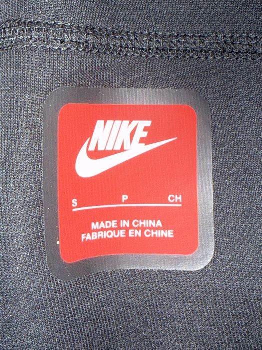 Pantaloni Nike Tech Fleece