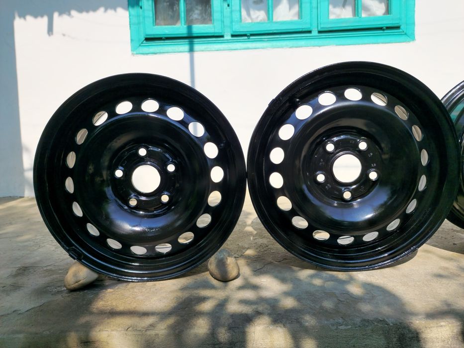 Vând jante tablă-oțel R15 provenite de pe mașina personală