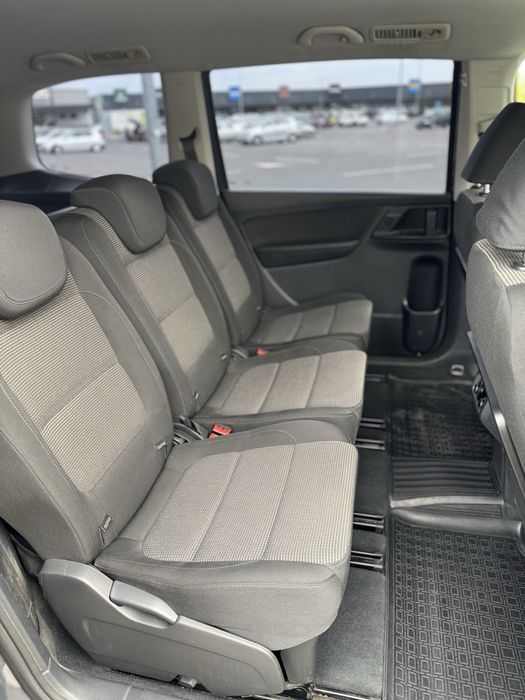 Vând Volkswagen Sharan 2011, 140 CP, 2.0