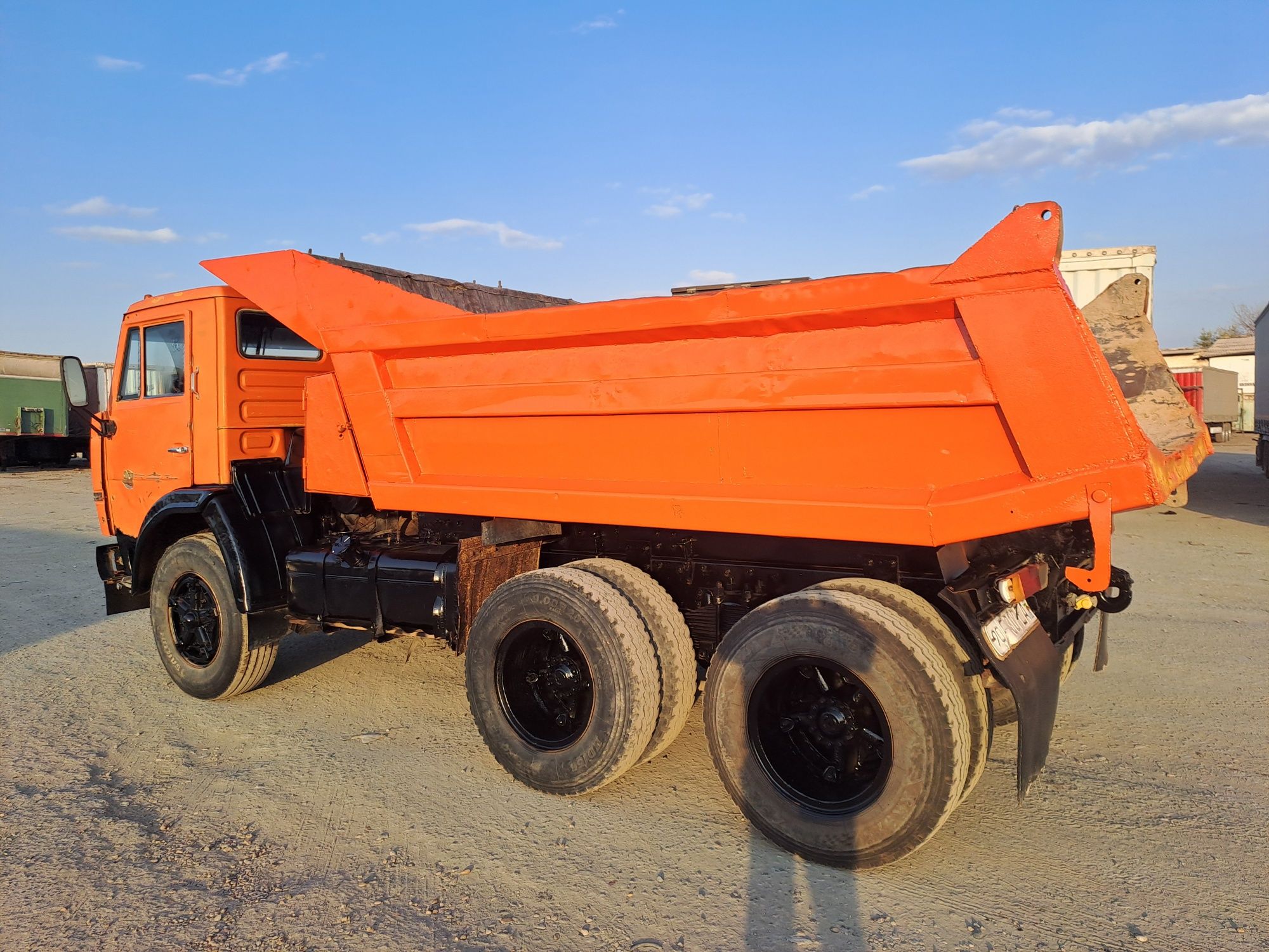 Samasval Kamaz sotiladi