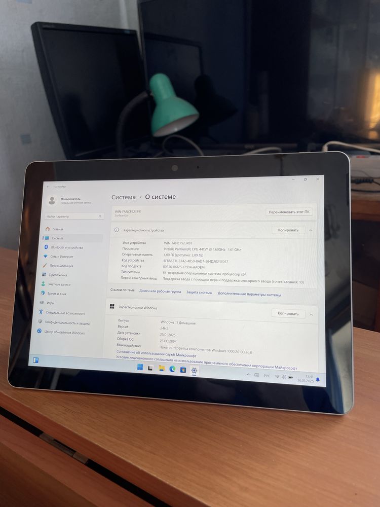 Microsoft Surface Go 1