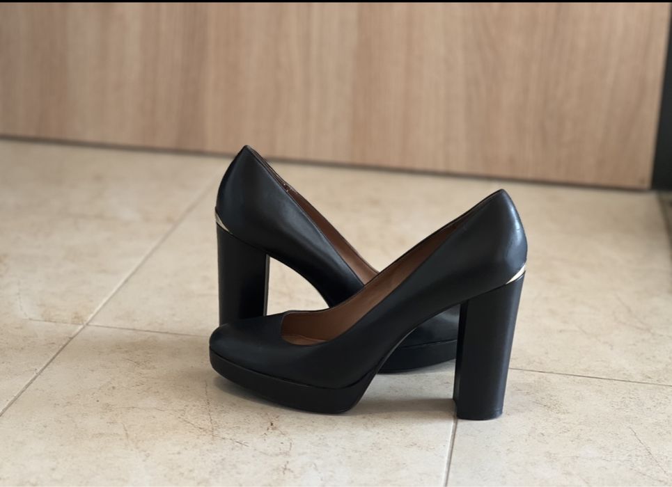 Кожени обувки Calvin Klein 40номер