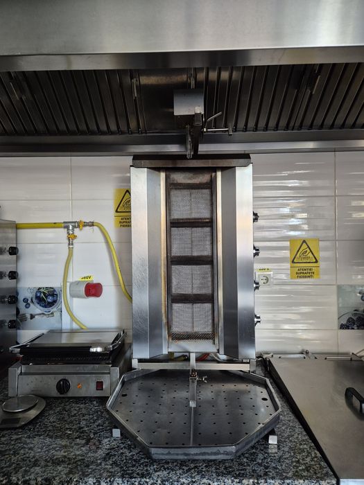 Vand 2 buc.  rotisor shaorma