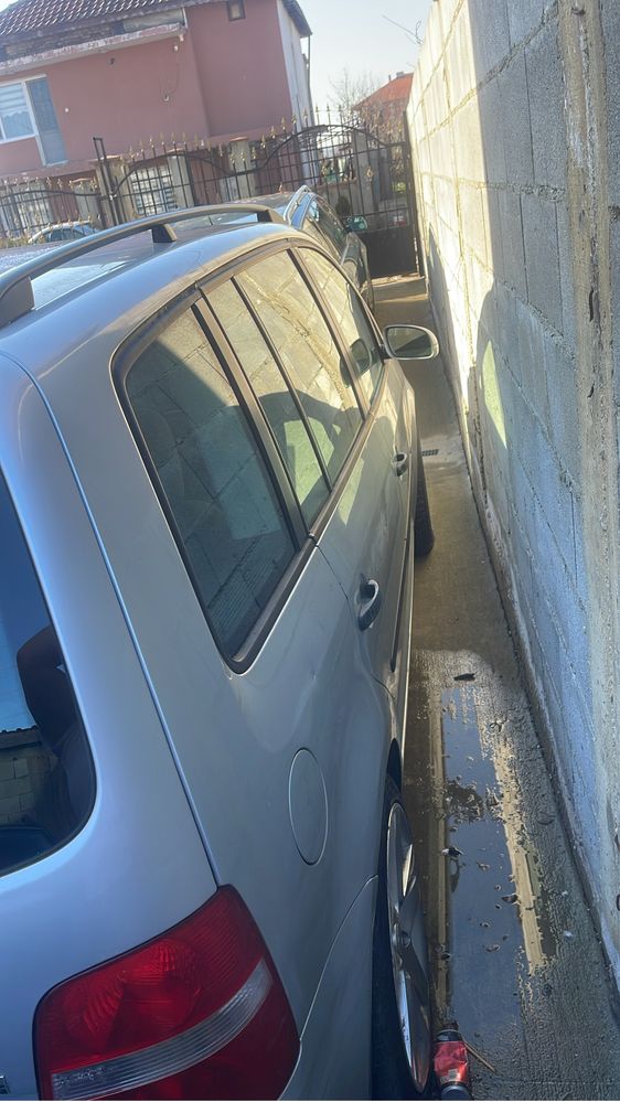 Touran 1.6 benzin