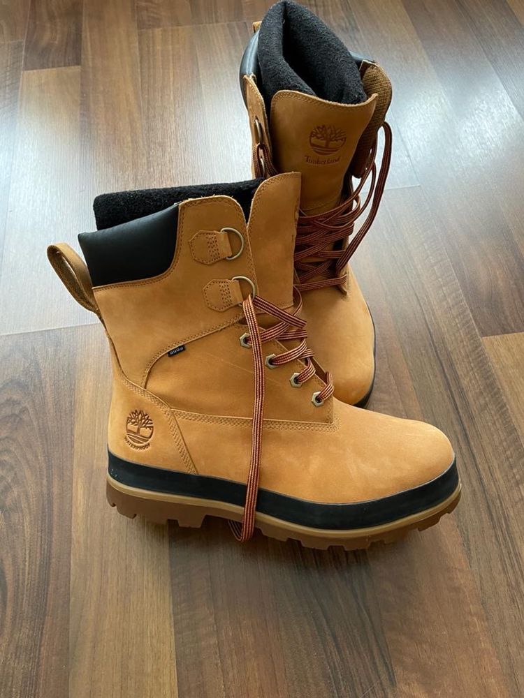 Bocanci Timberland 44