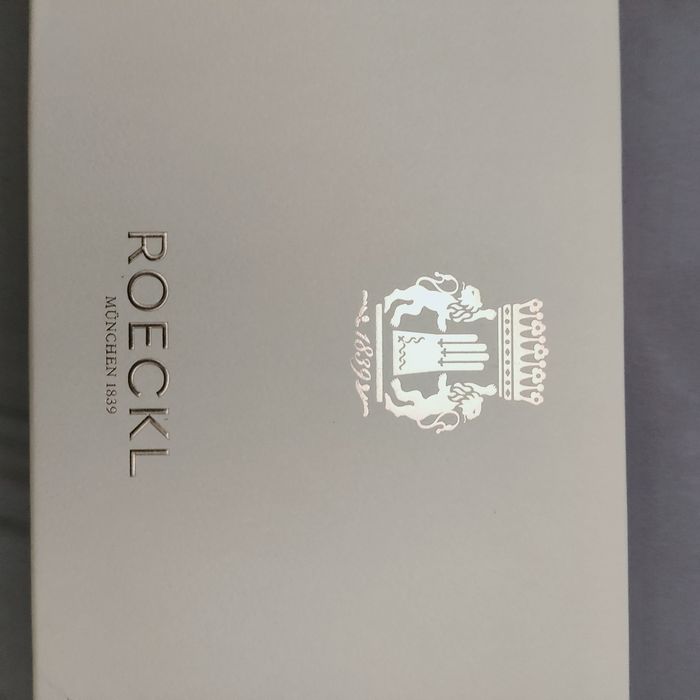 Mănuși din piele stilată, firma Roeckl- Germania