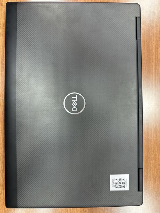 Laptop profesional Dell Precision 7530 (baterie noua)