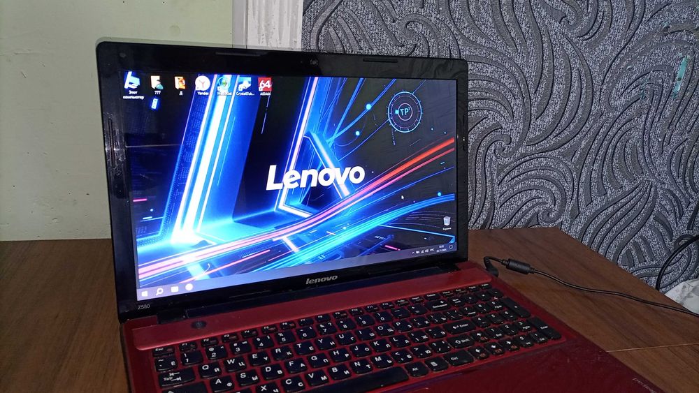 Продам ноутбук i5.