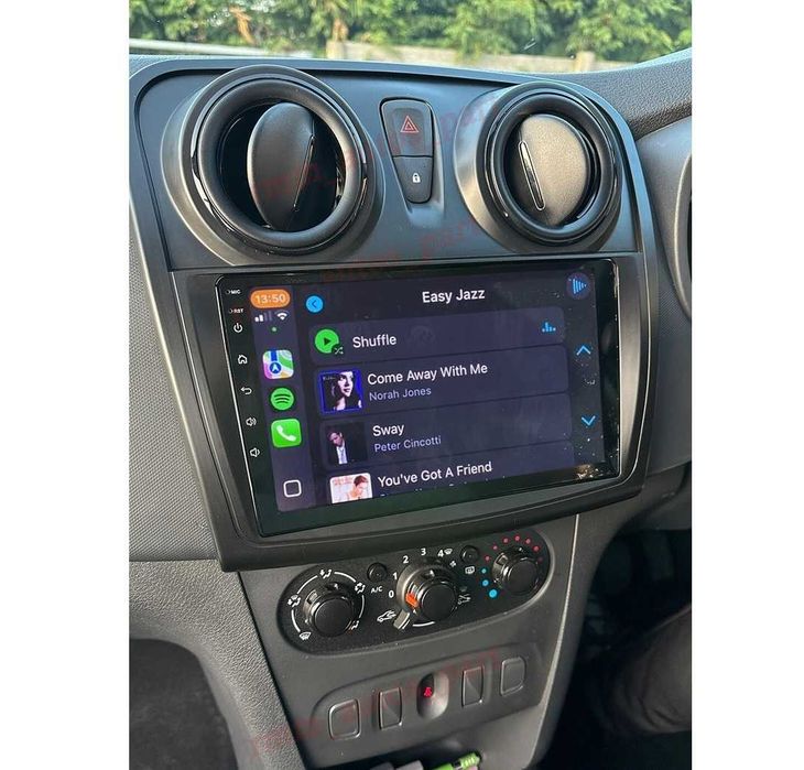 Navigatie Dacia Logan 2 Sandero Dokker Lodgy Carplay Android Auto GPS