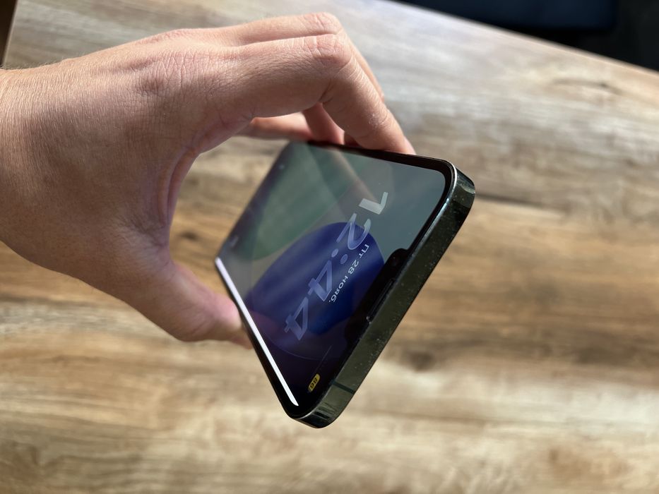 Iphone 13 pro max полоса экране