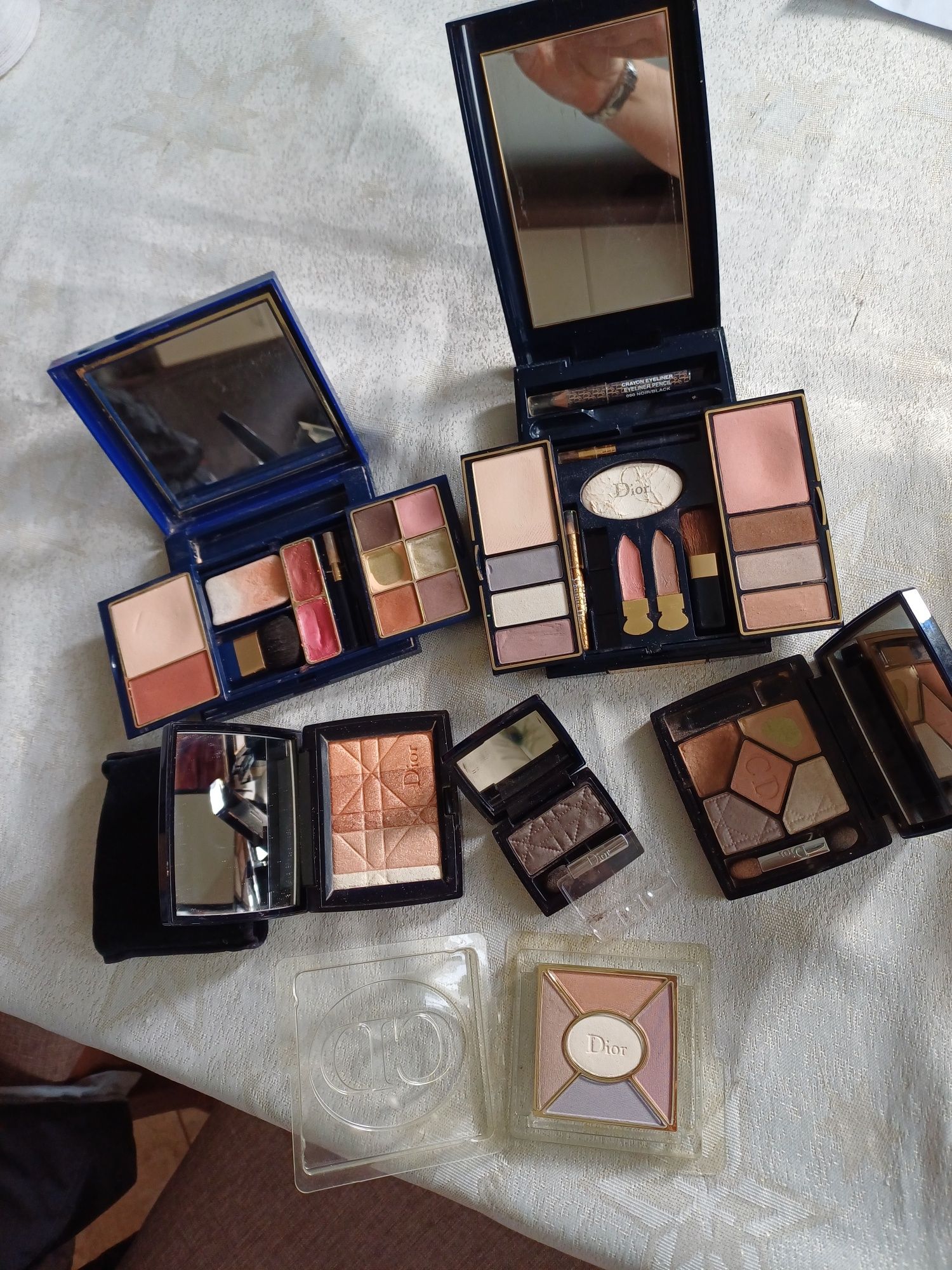 Сенки и червила Lancome, Dior, Estee Lauder