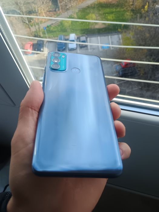 Vand Motorola g60 - camera de 108 Mega pixeli, baterie de 6000 mAh