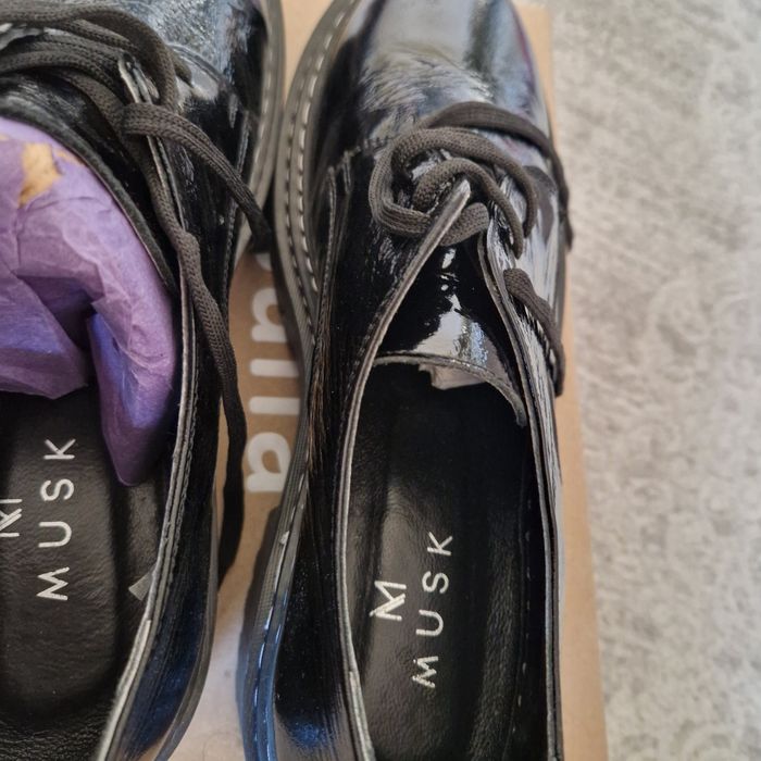 Дамски обувки нови