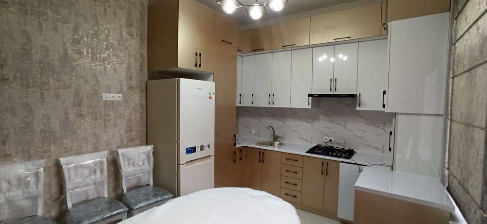 Продаётся дом  1.5 соток 2 этажа 150м2