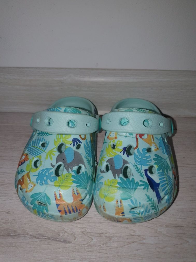 Adidasi Nike + papuci crocs marimea 25