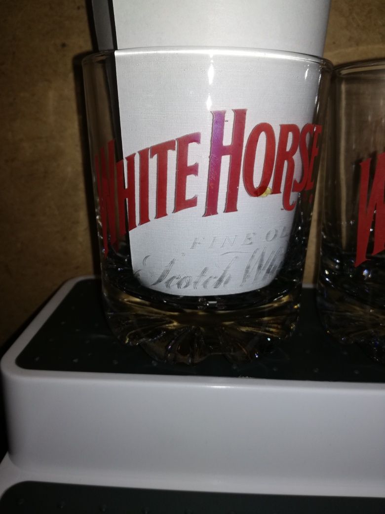 Стъклени Чаши от / за Уиски