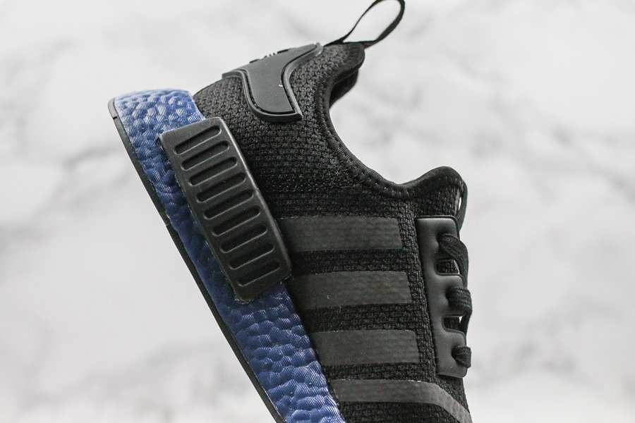 Оригинални дамски маратонки * ADIDAS NMD_R1 * - 37 1/3