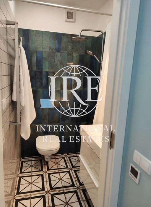 Продава се Тристаен апартамент в Варна, Бриз - 114 кв.м за 3422 €/кв.м - Снимка #5