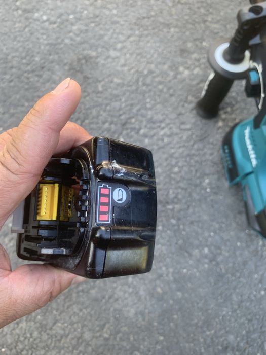 Makita DHR 243 rotopercutor